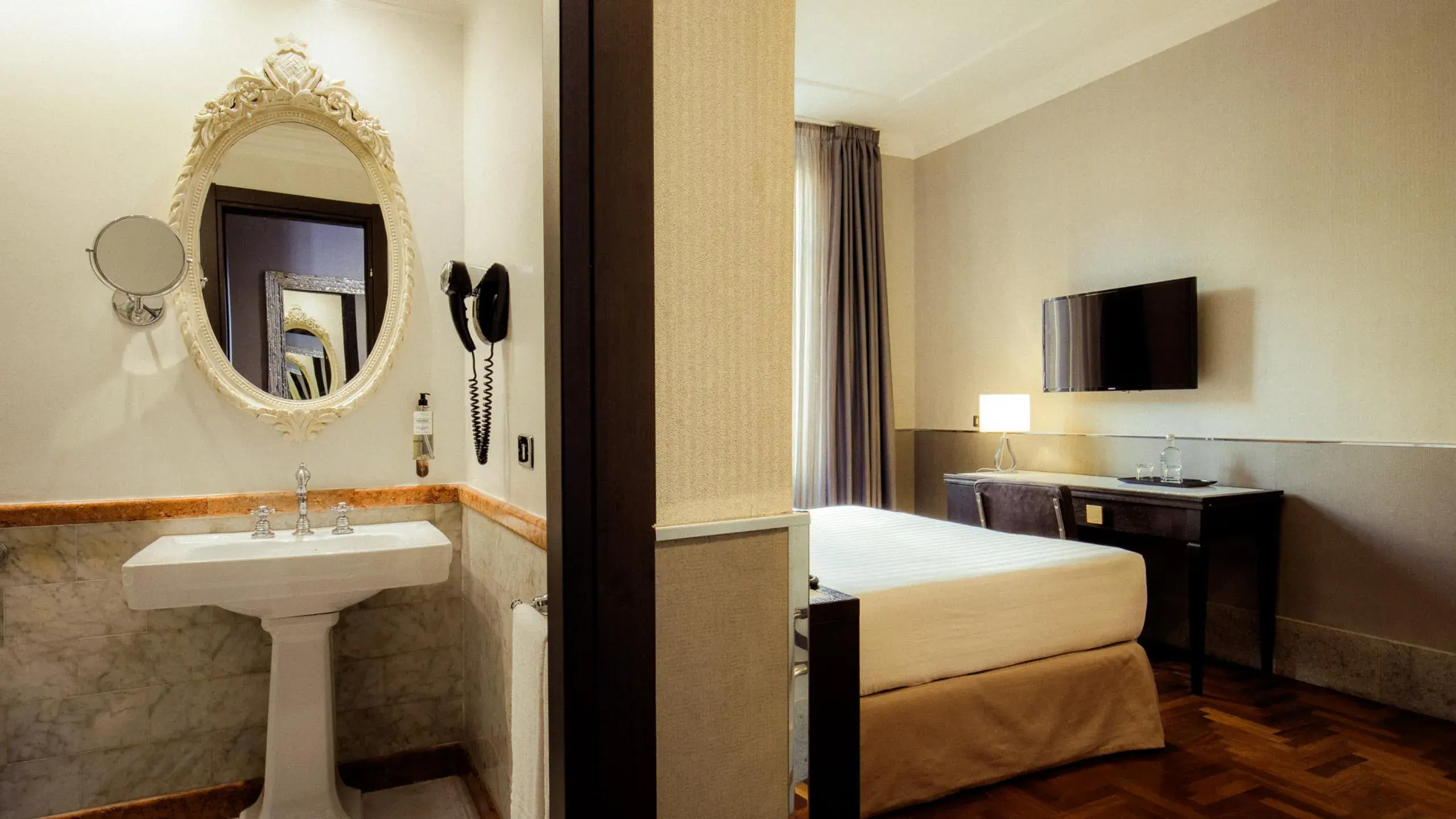 A deluxe double room in the main hotel