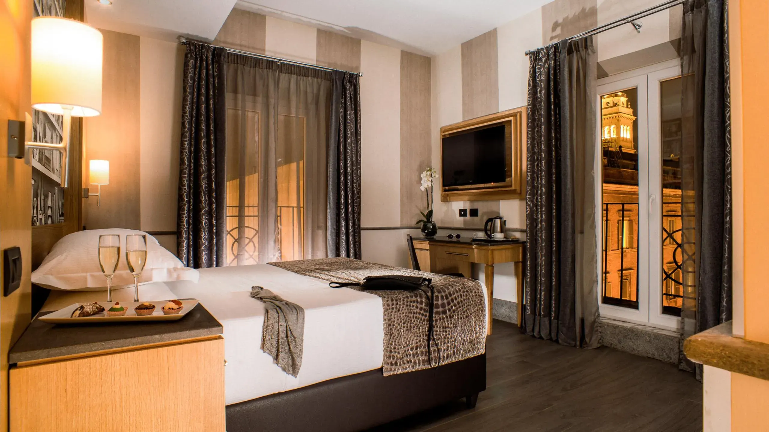 A deluxe double room at Via Marghera 29