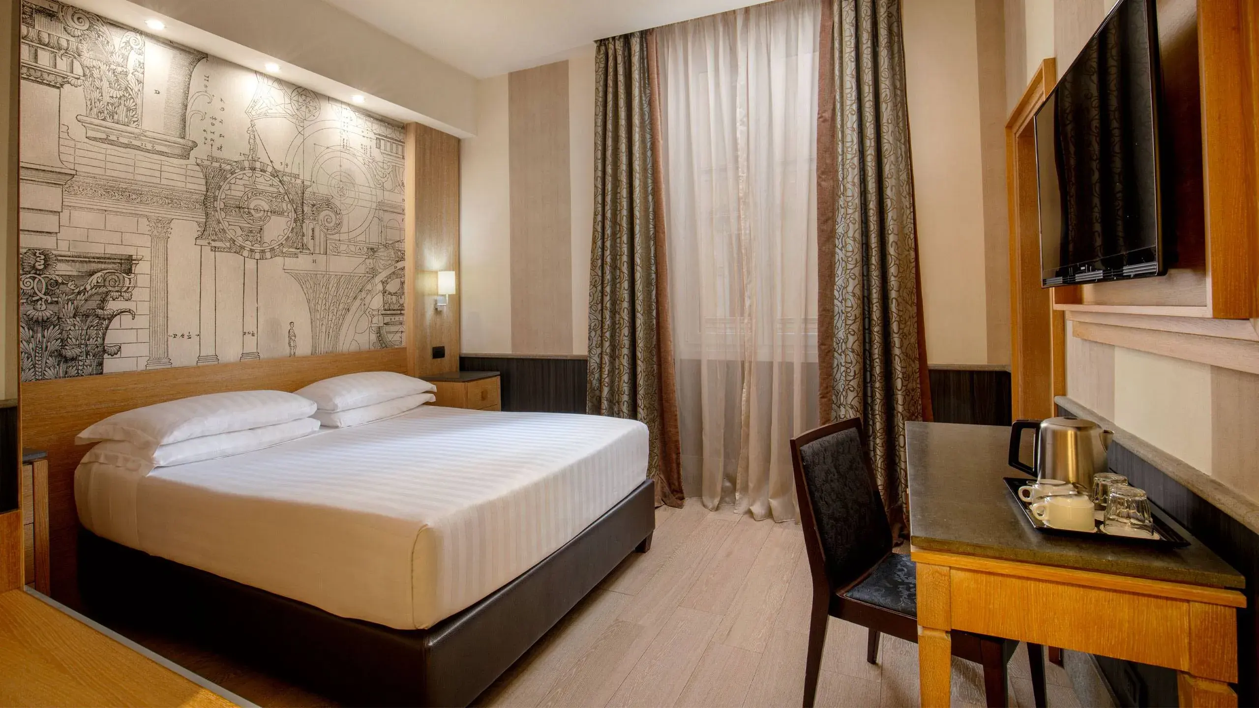 A standard double room at Via Marghera 29