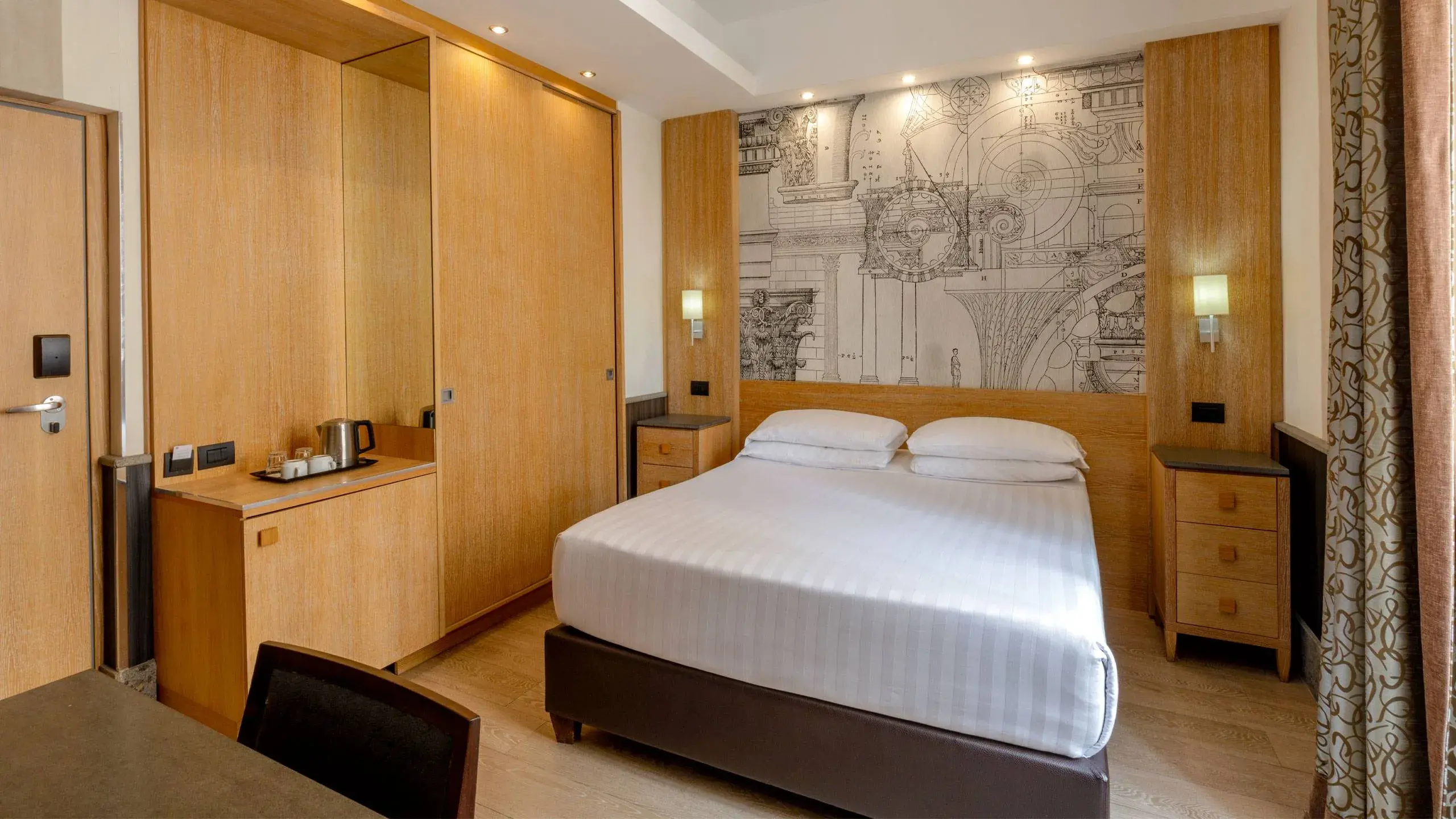 A standard double room at Via Marghera 29